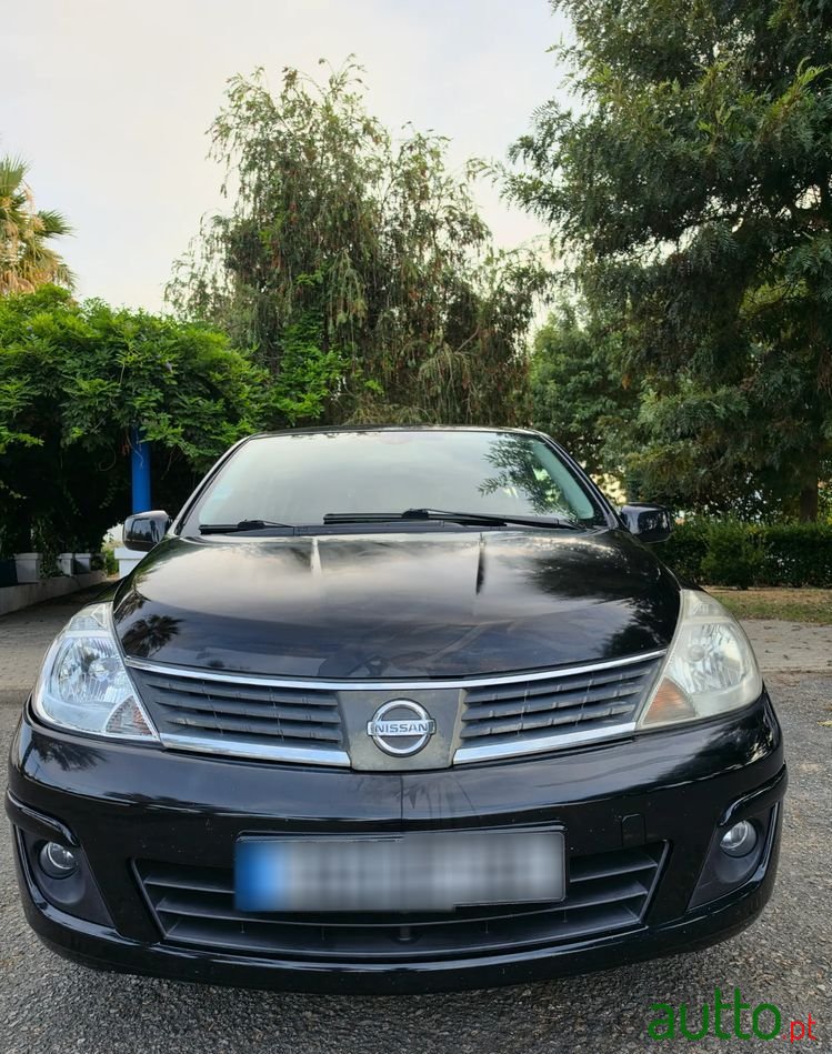 2009' Nissan Tiida 1.5 Dci Acenta Pack photo #3