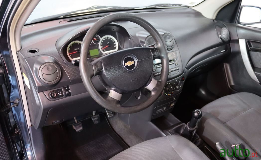 2010' Chevrolet Aveo photo #5