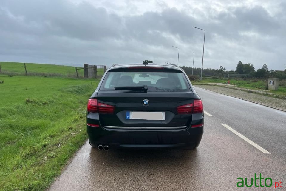 2013' BMW 525 photo #5