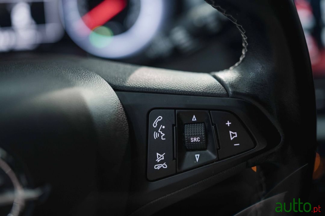 2016' Opel Astra photo #4