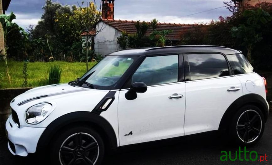 2011' MINI Countryman photo #3