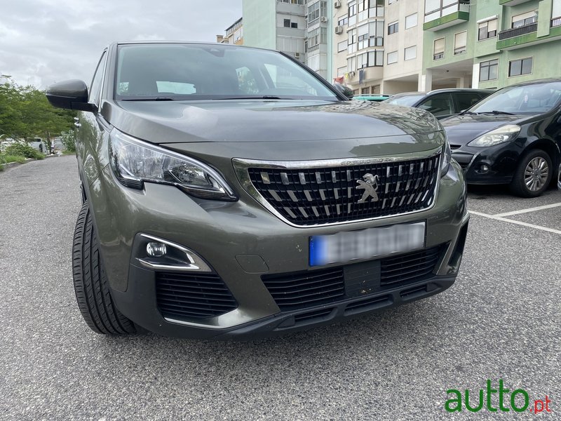 2017' Peugeot 3008 photo #2