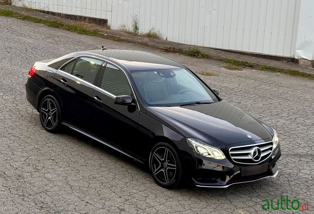 2015' Mercedes-Benz Classe E photo #2