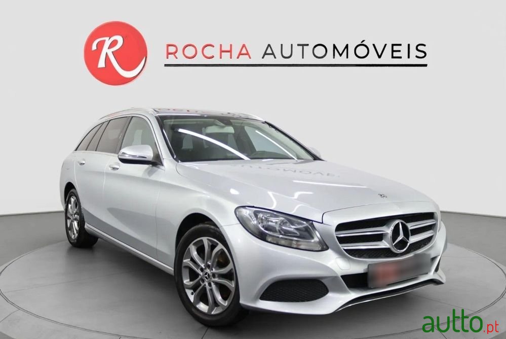 2016' Mercedes-Benz Classe C photo #3