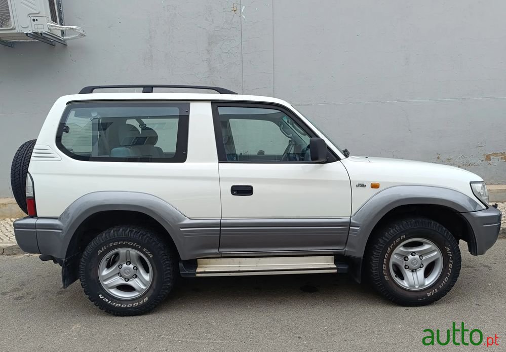 2001' Toyota Land Cruiser 3.0 D-4D photo #5
