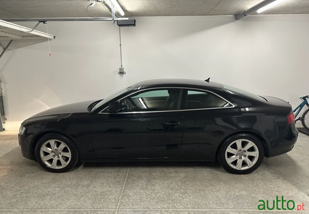 2010' Audi A5 2.0 Tdi photo #5