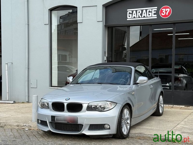 2011' BMW Série 1 D Pack M photo #3