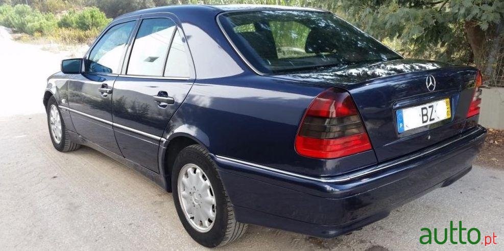 1998' Mercedes-Benz C-220 photo #2