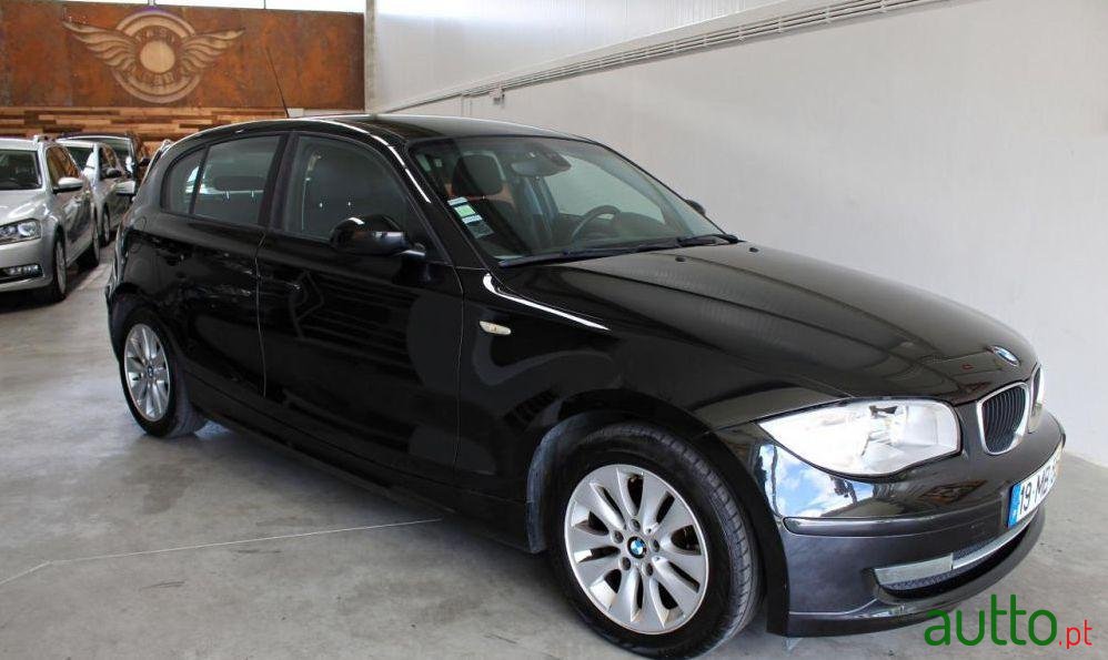 2007' BMW 118 D photo #1