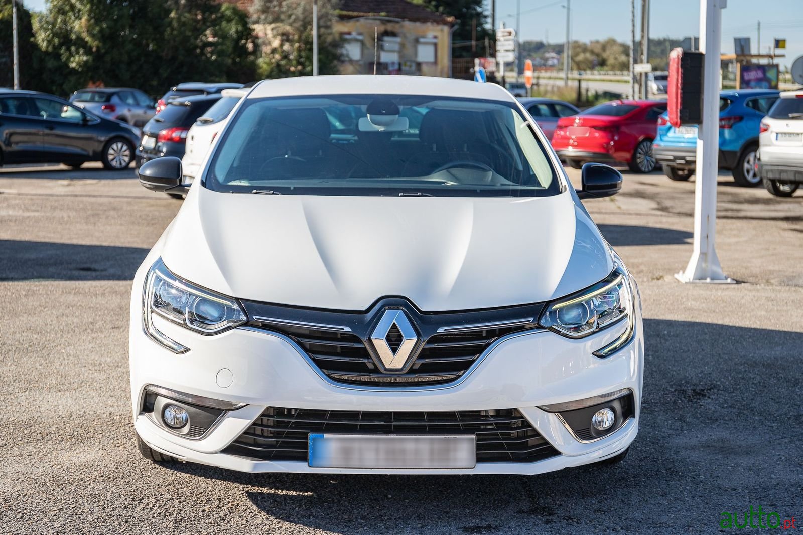 2019' Renault Megane photo #2