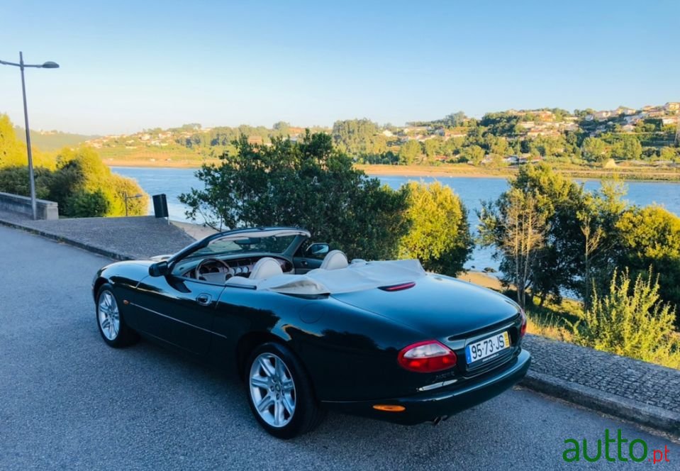 1998' Jaguar XK photo #2