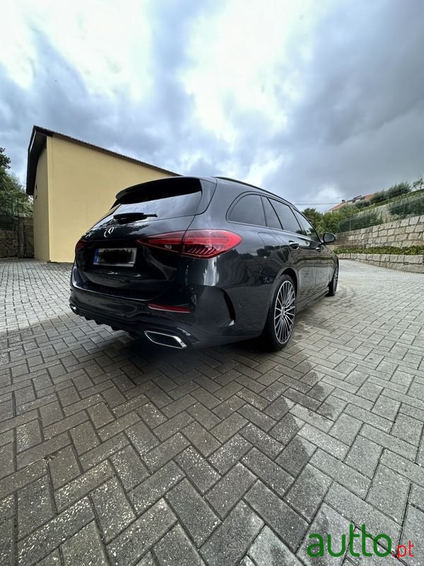 2021' Mercedes-Benz C-300 photo #3