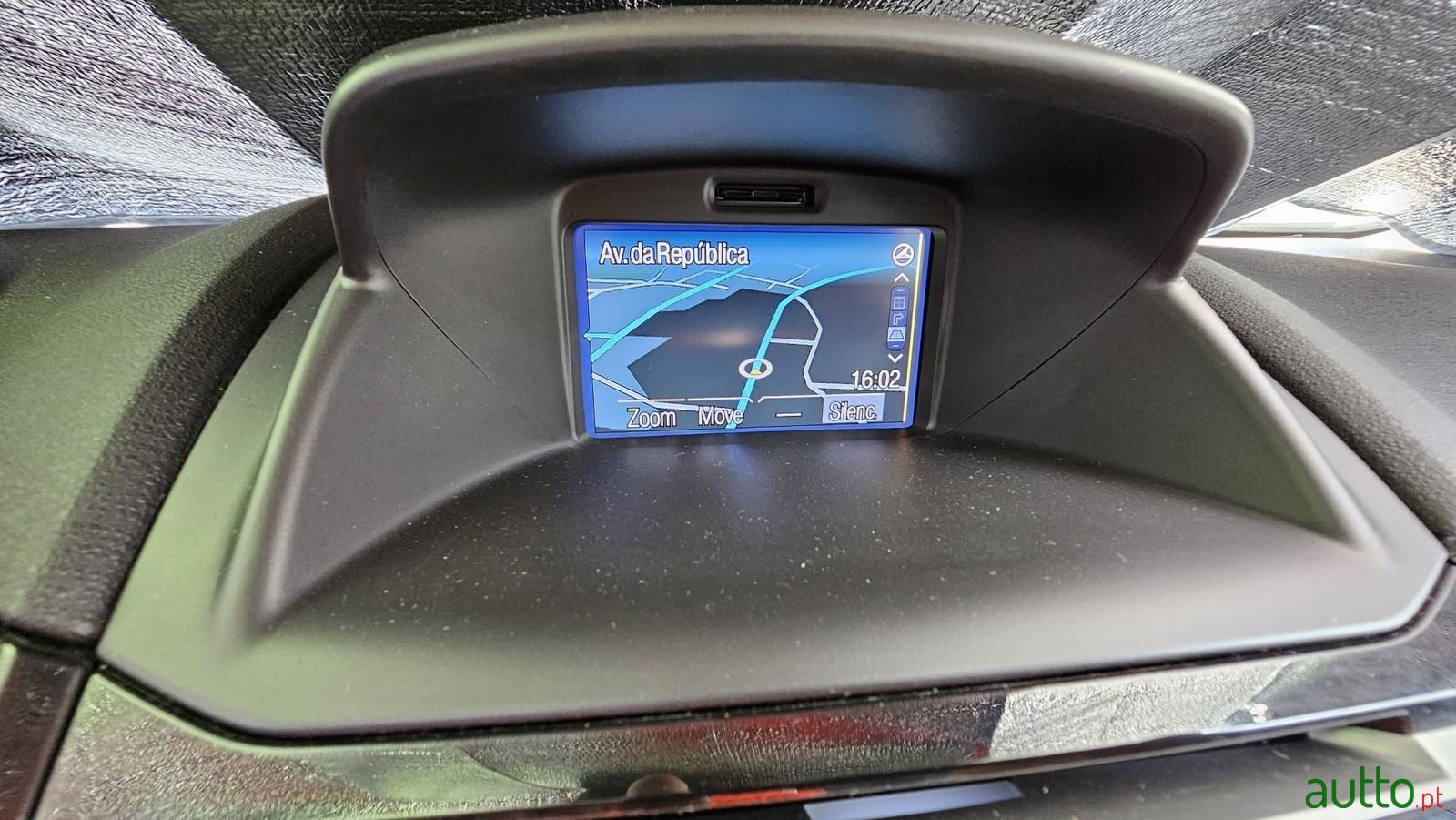 2015' Ford Fiesta photo #6