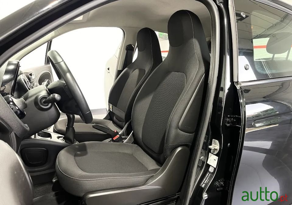 2019' Smart Forfour photo #6