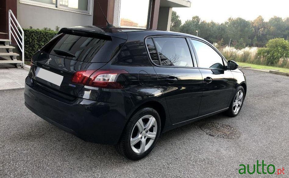 2015' Peugeot 308 photo #1