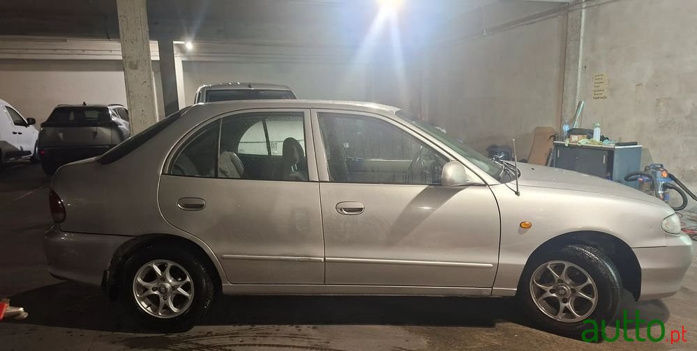 1999' Hyundai Accent 1.3 Miles photo #4
