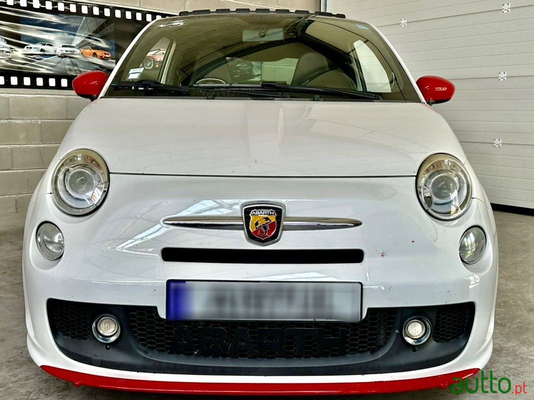 2011' Fiat 500 Abarth photo #3