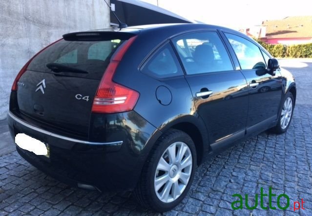 2005' Citroen C4 Exclusive photo #3