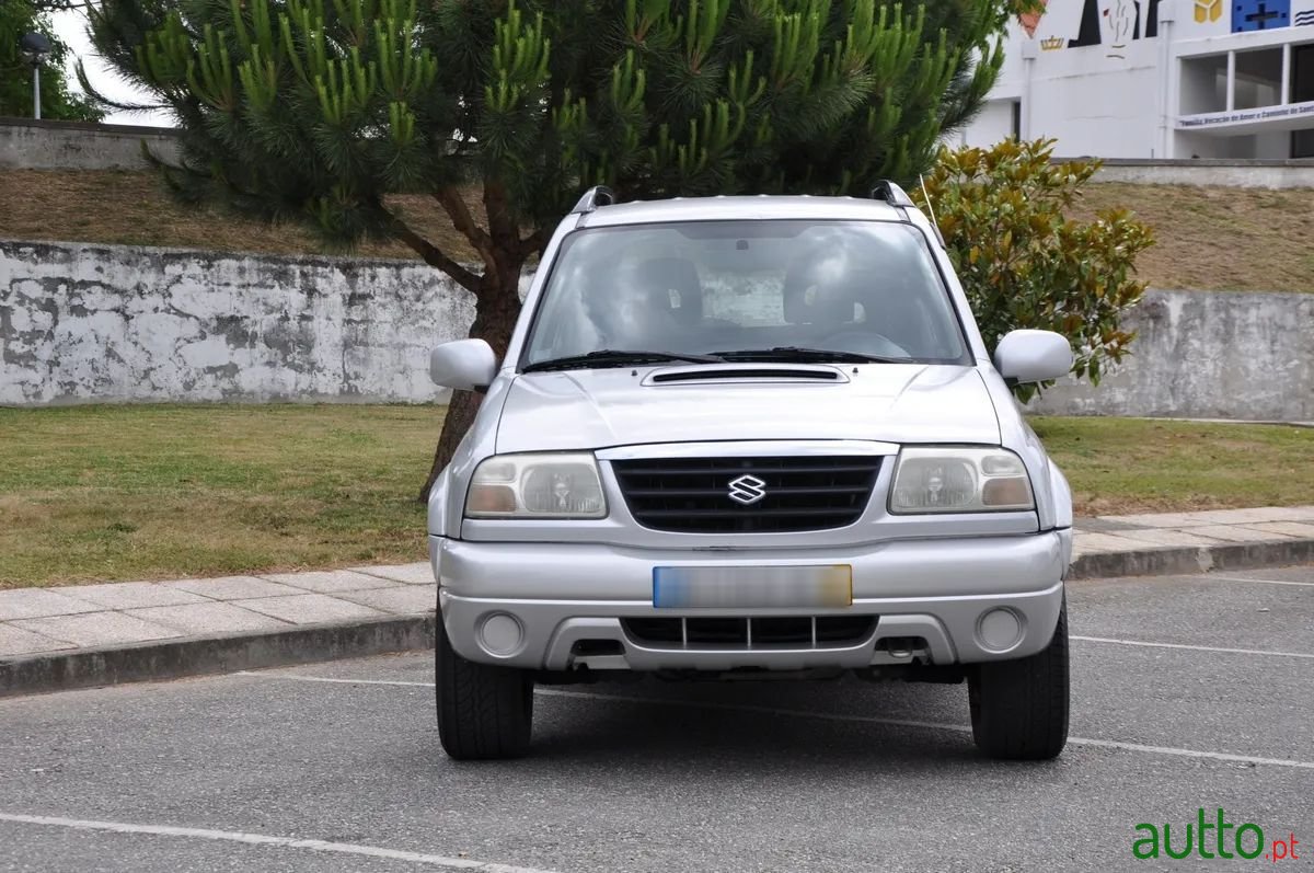 2004' Suzuki Grand Vitara photo #5