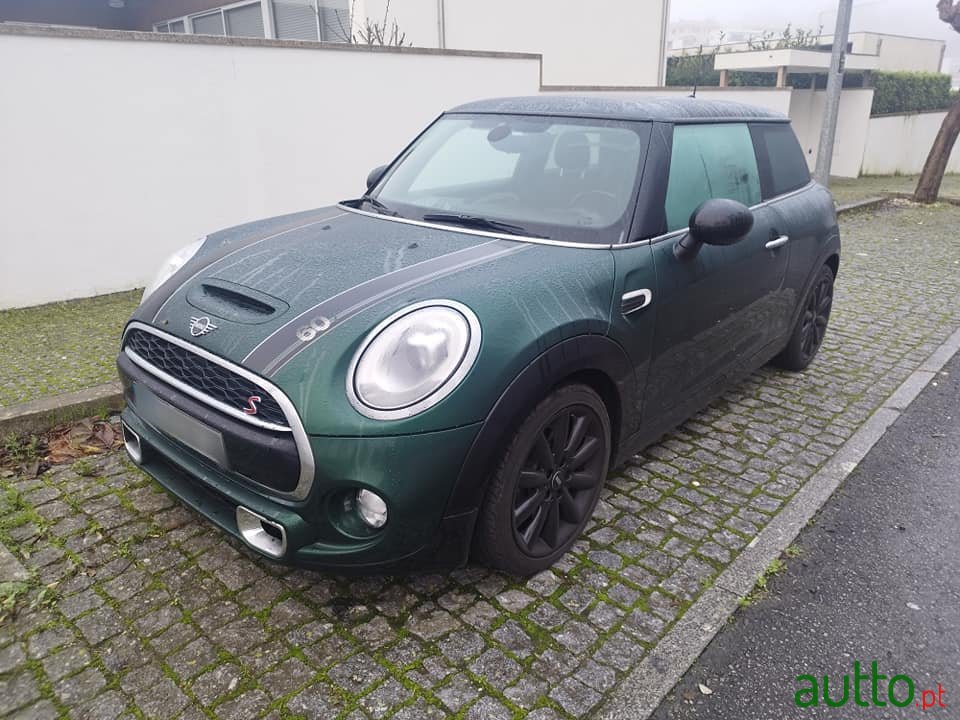 2017' MINI Cooper photo #2