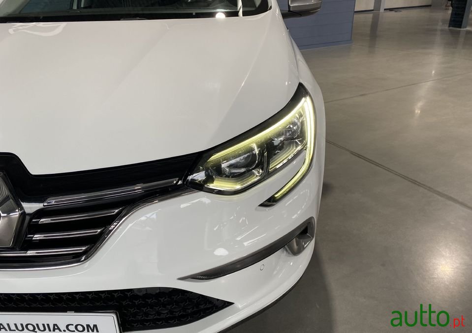 2018' Renault Megane photo #6