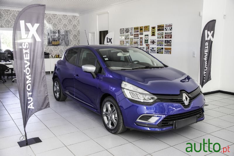 2018' Renault Clio photo #2