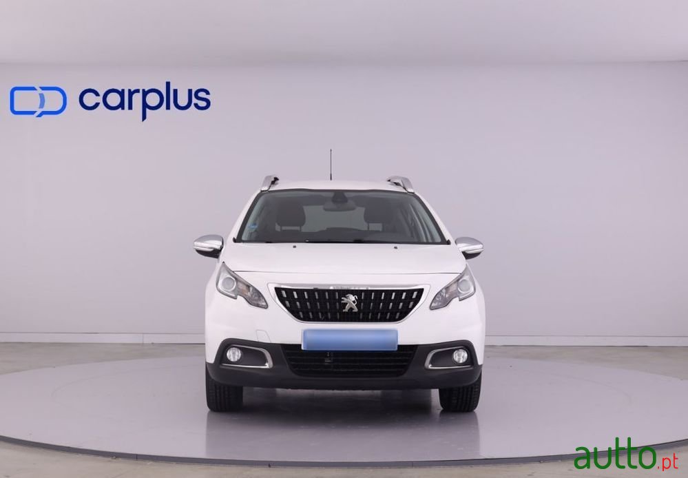2018' Peugeot 2008 photo #3