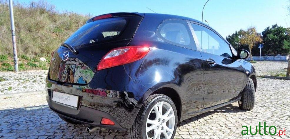 2009' Mazda 2 1.3 Mzr Sport photo #2