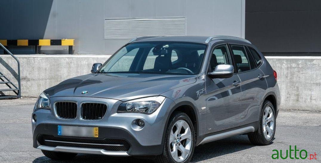 2012' BMW X1 S Drive 18D photo #3