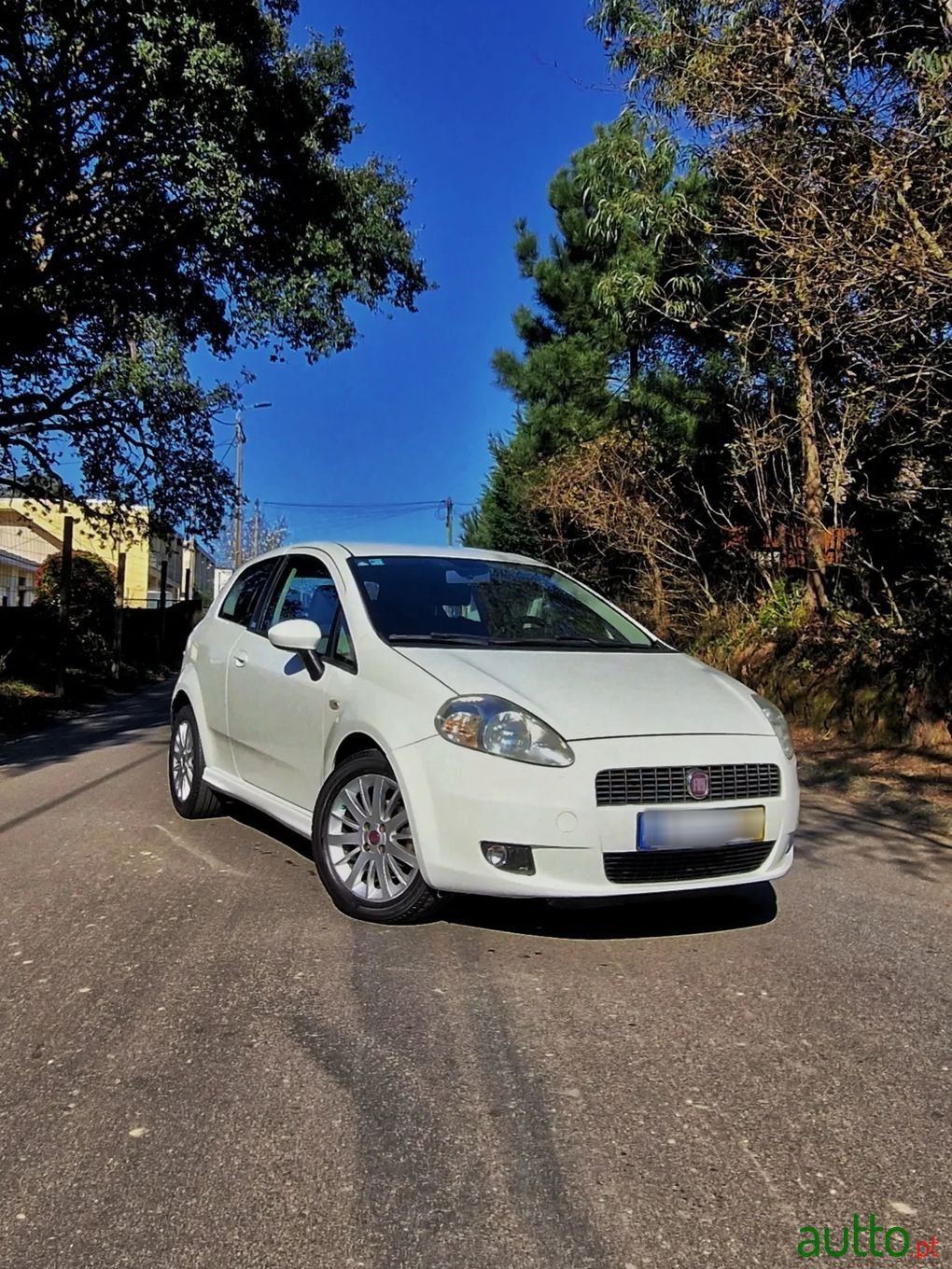 2009' Fiat Grande Punto photo #1