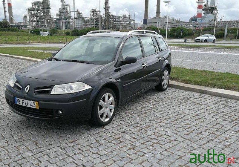 2008' Renault Megane Break photo #3