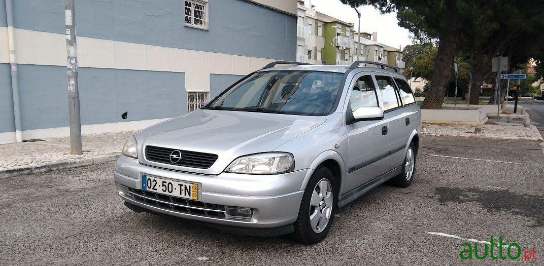 2002' Opel Astra Caravan photo #1