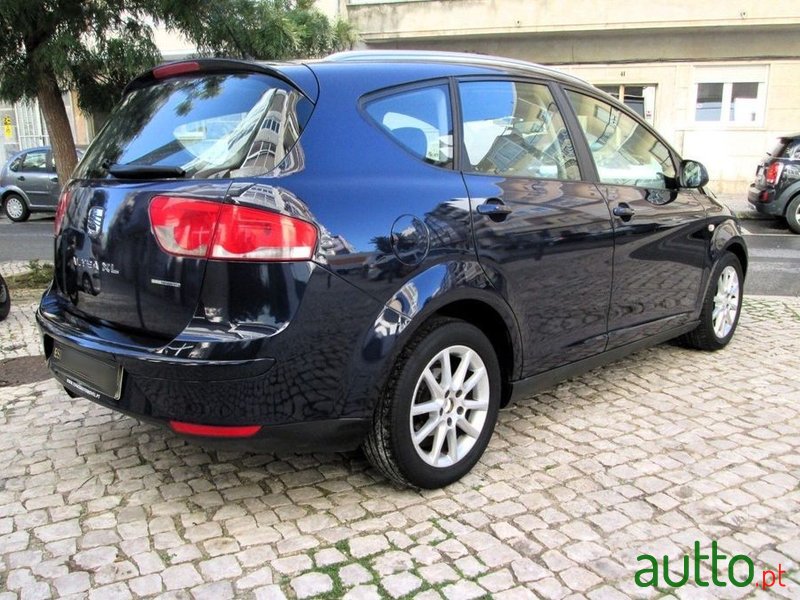 2010' SEAT Altea 1.6 Tdi Sport Dpf photo #4