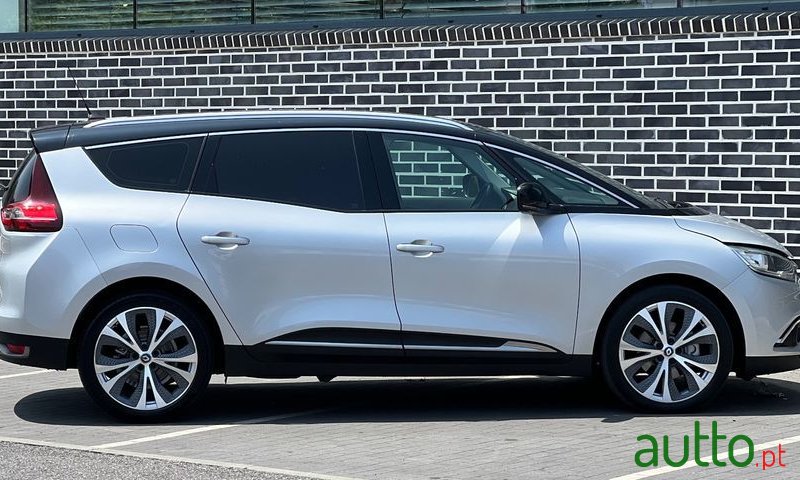 2018' Renault Grand Scenic photo #2