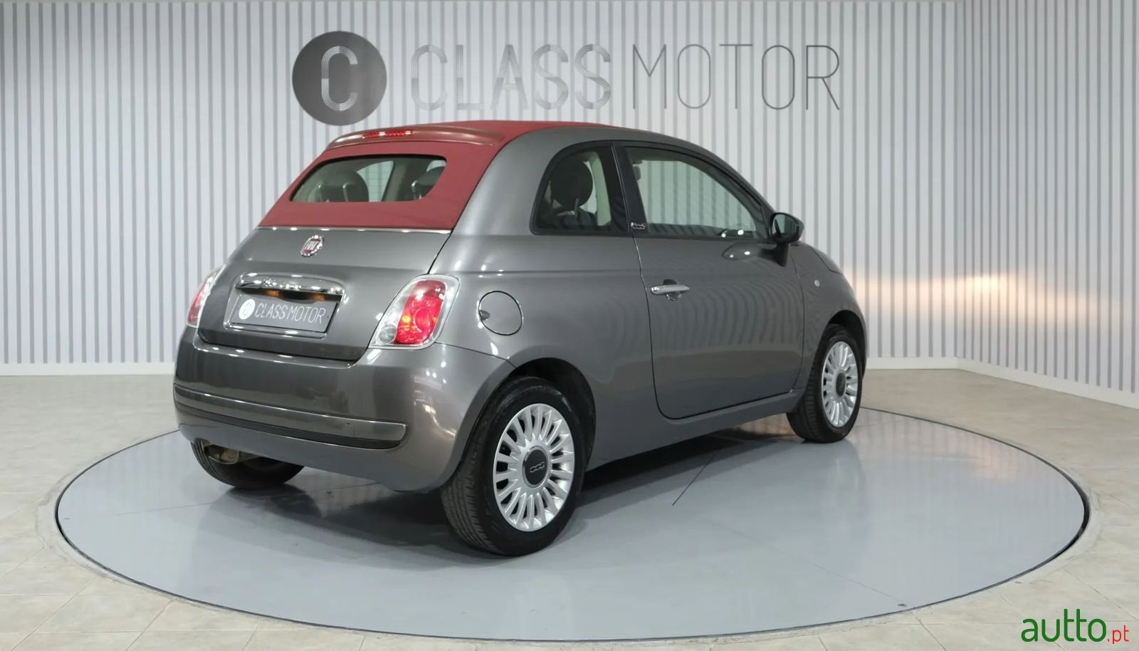 2011' Fiat 500C photo #5