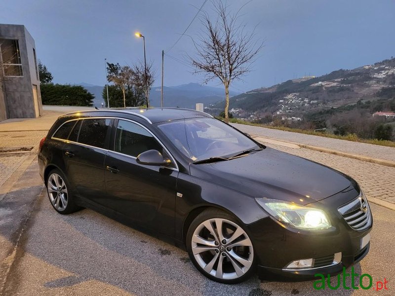 2009' Opel Insignia Sports Tourer photo #3