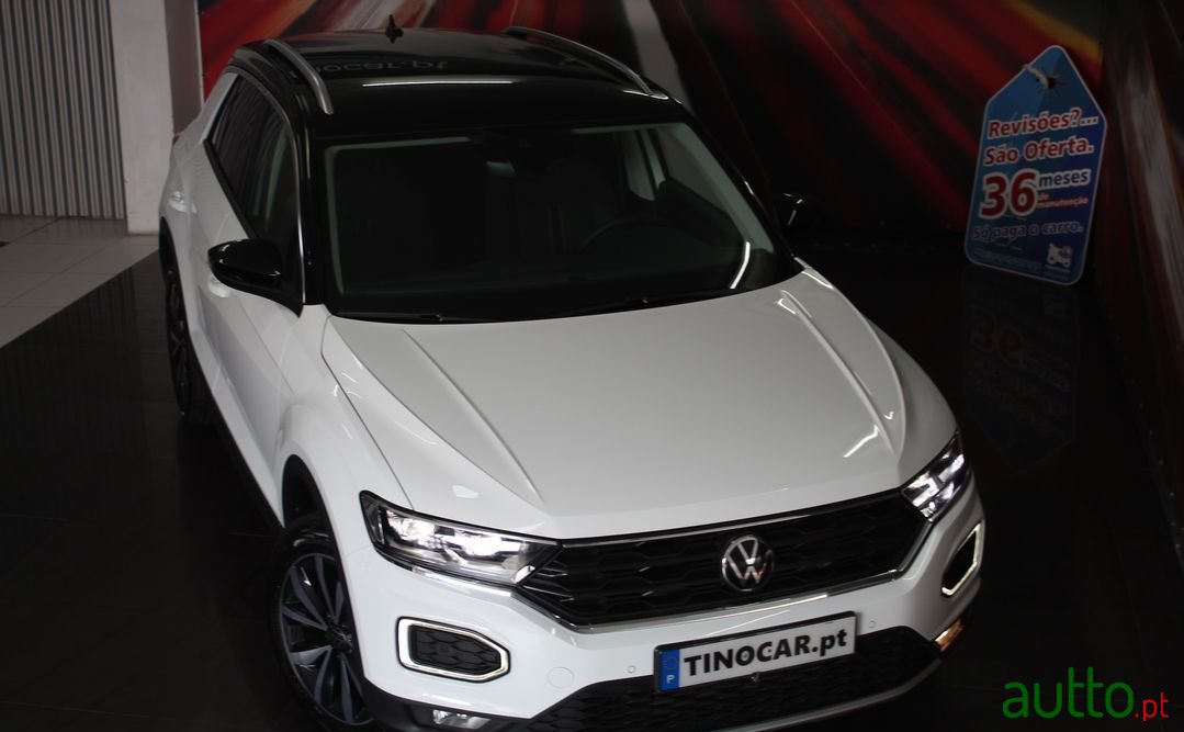 2021' Volkswagen T-Roc photo #1