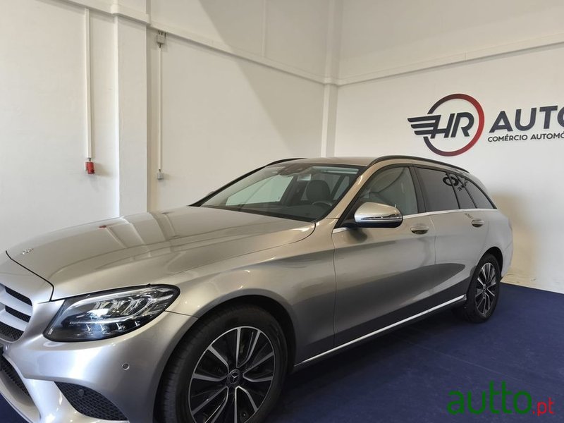 2020' Mercedes-Benz Classe C D photo #5