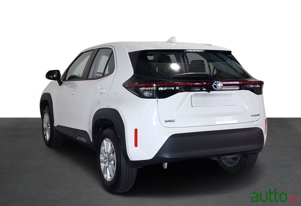 2023' Toyota Yaris Cross photo #2