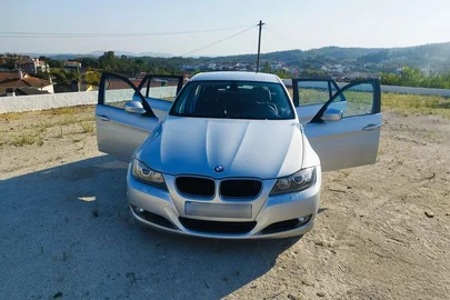 2011' BMW Série 3 D Touring