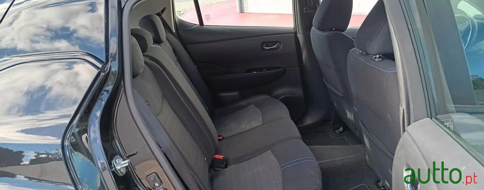 2020' Nissan Leaf Acenta photo #6