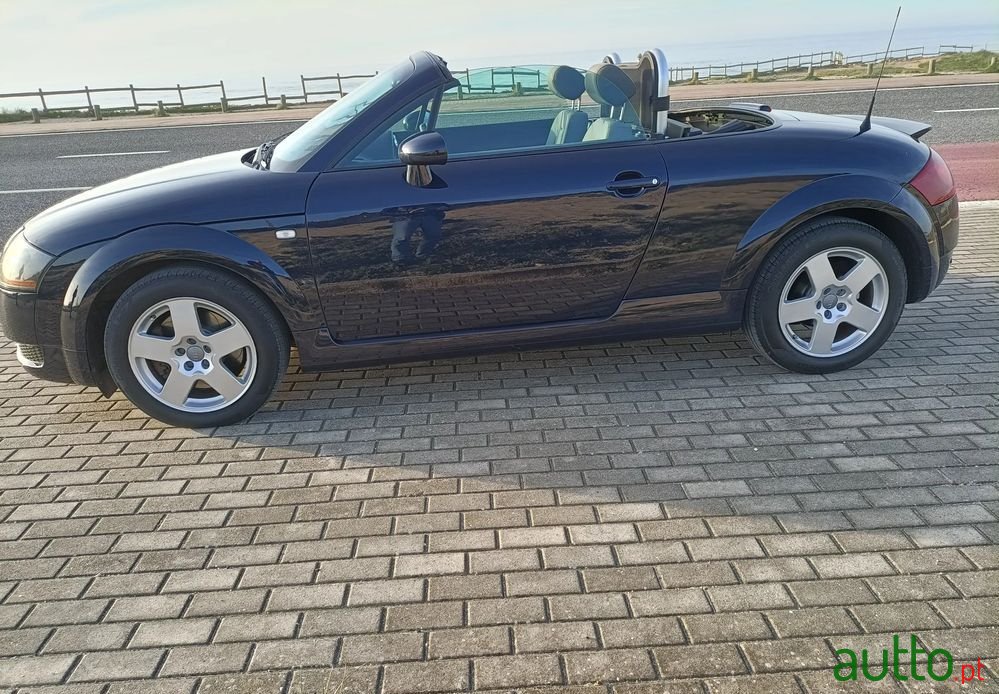 2002' Audi TT Roadster photo #2