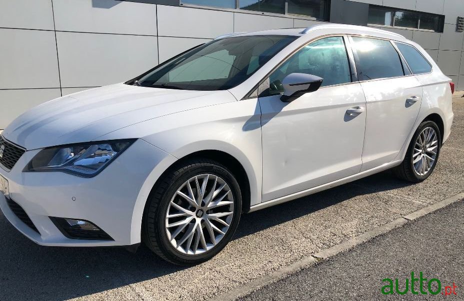 2014' SEAT Leon-St photo #3