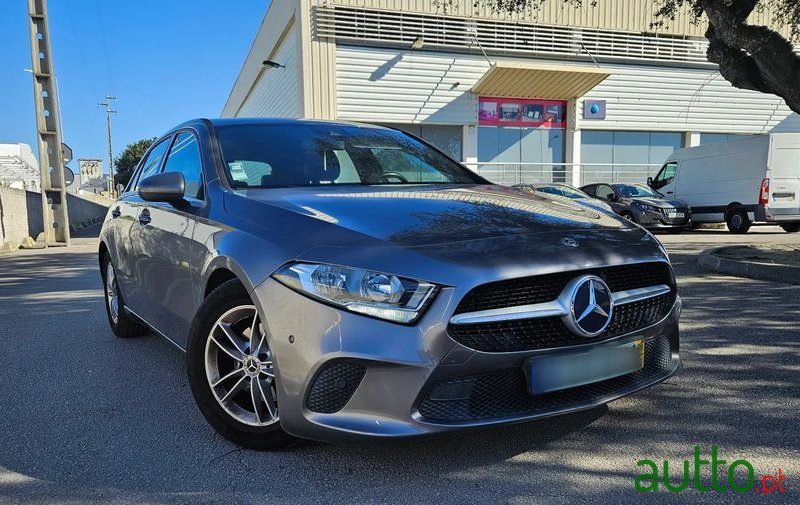 2018' Mercedes-Benz Classe A Style Plus photo #1