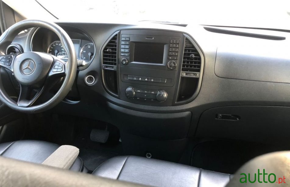 2016' Mercedes-Benz Vito Extra Longa photo #3
