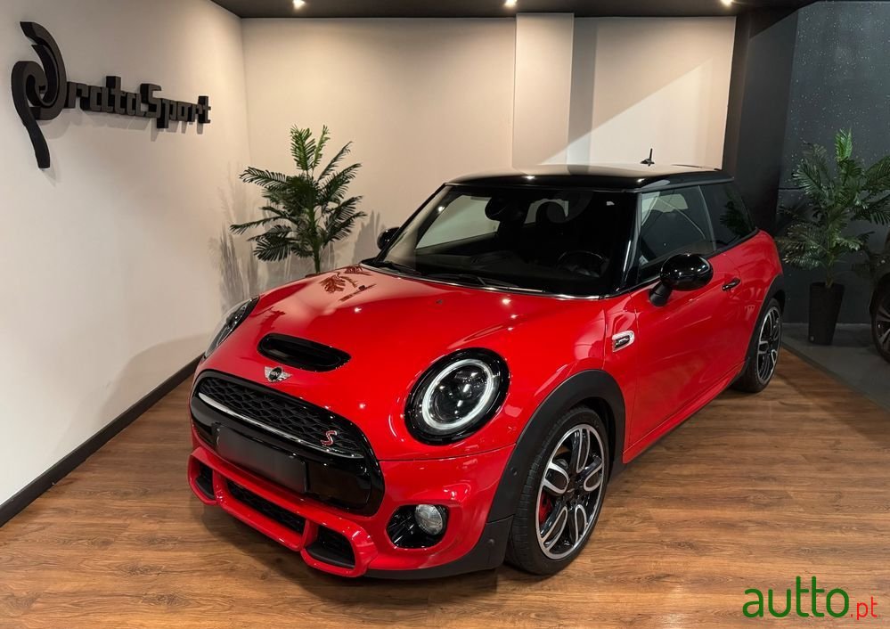 2018' MINI Cooper photo #1