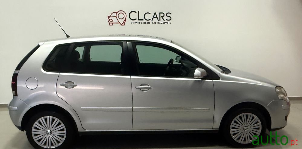 2007' Volkswagen Polo photo #4