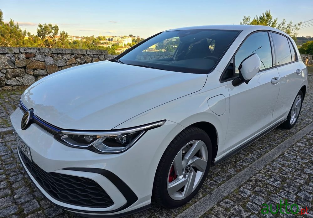 2021' Volkswagen Golf photo #5