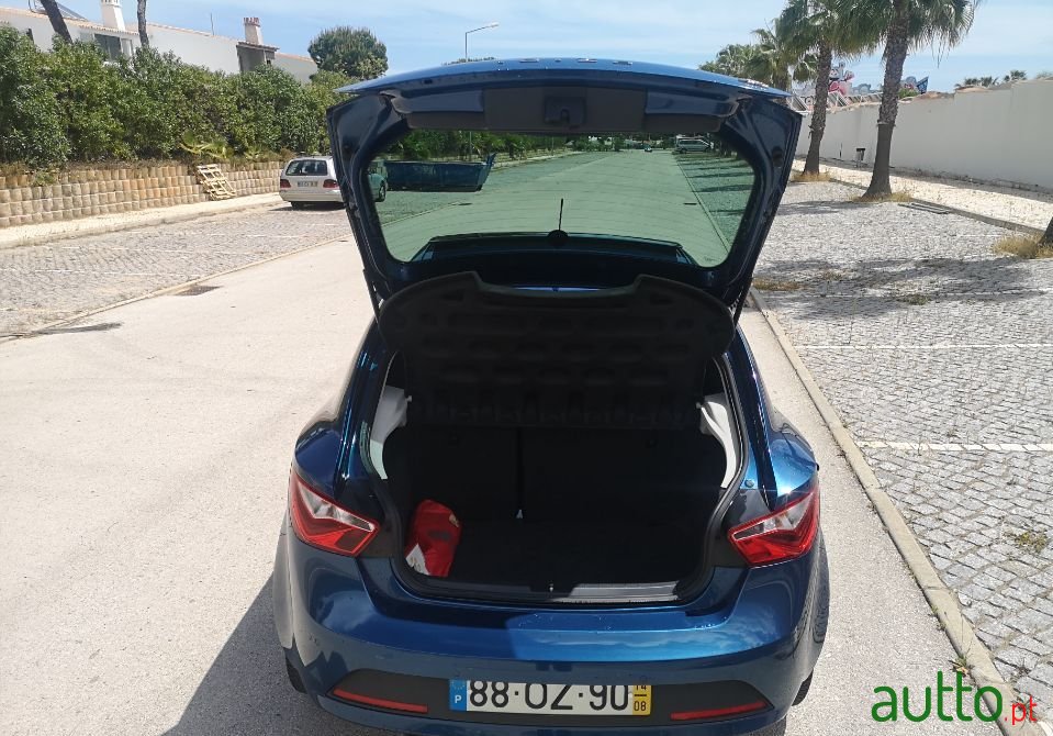 2014' SEAT Ibiza photo #3