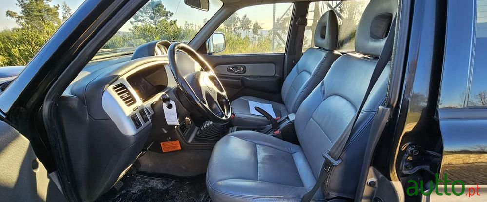 2004' Mitsubishi L200 photo #6